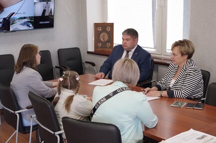 Вера Летуновская: "Работа приёмных губернатора Ленобласти  в районах важна и необходима для людей"