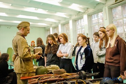 “Нам есть, на кого равняться!” — в Отрадном прошёл урок мужества💪
